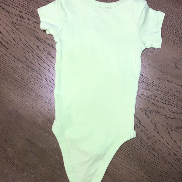 Adorable baby girl onesie - Picture 5 of 6